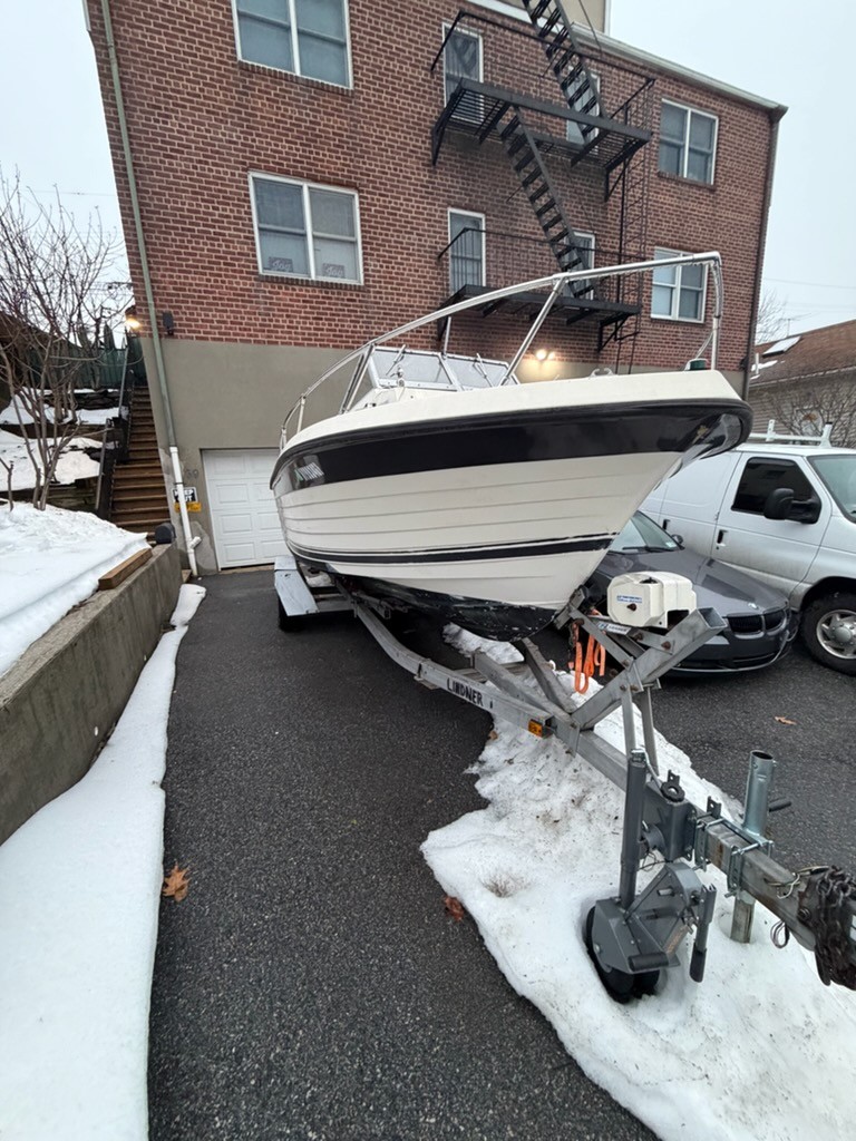 1989 Grady White Overnighter 20' Cuddie w/ Free Trailer