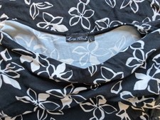 Lisa Tossa Kleid Gr. L Dunkelblau Weiß Blume...