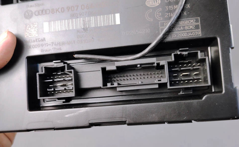 8K0907064DS AUDI A5 QUATTRO S5 Q5 2008 2010 KEYLESS ENTRY BODY COMFORT MODULE - Image 4 of 4