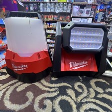 2 light milwaukee Tool Includes The Battery G...