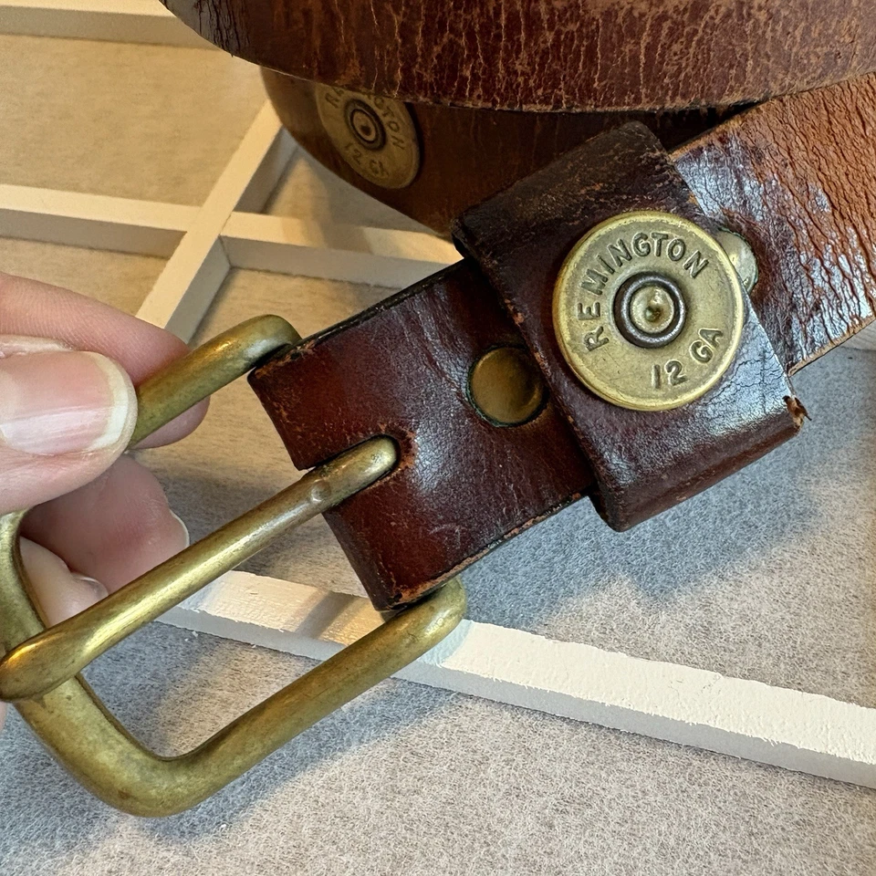 Cinturón de cuero envejecido de colección escopeta calibre 12 latón macizo talla 38-42 usado Foto 2 de 4