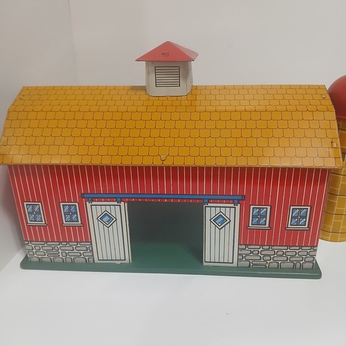 Vintage 1960s Ohio Art Tin Lithograph Barn & Silo 10.25"L Toy - Picture 2 of 20