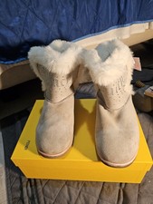 Girls' pink Juicy Couture Rocklin winter boots white faux fur size 3 pink bow