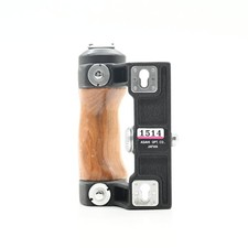 Pentax 6x7 Wood Wooden Hand Grip w/Accessory Shoe 67 514