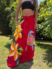 Hawaiian Design Red Hand Painted Hibiscus Honu Wraparound Pareo Sarong Skirt