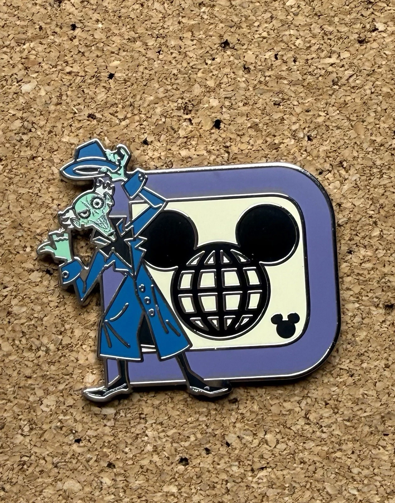 2025 WDW Disney Hidden Mickey Haunted Mansion Hatbox Ghost Ezra Icon D Pin