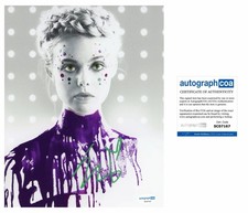 Elle Fanning “The Neon Demon” AUTOGRAPH Signed 10x8 Photo ACOA