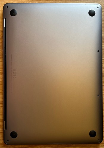 Macbook Pro 13", 2017, Two Thunderbolt 3 ports, stan bardzo dobry. - Zdjęcie 3 z 5