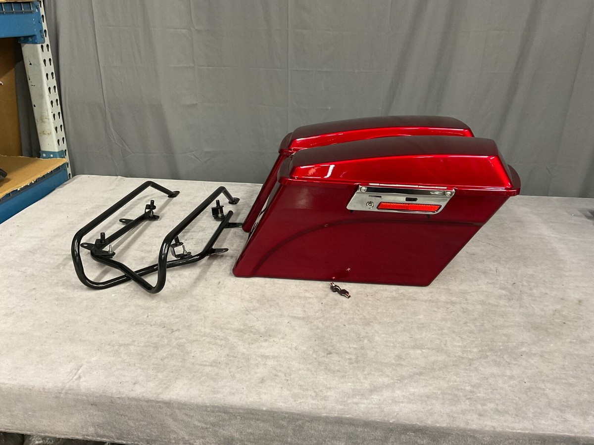 HARLEY DAVIDSON FLSTN SOFTAIL DELUXE HARD SADDLEBAGS