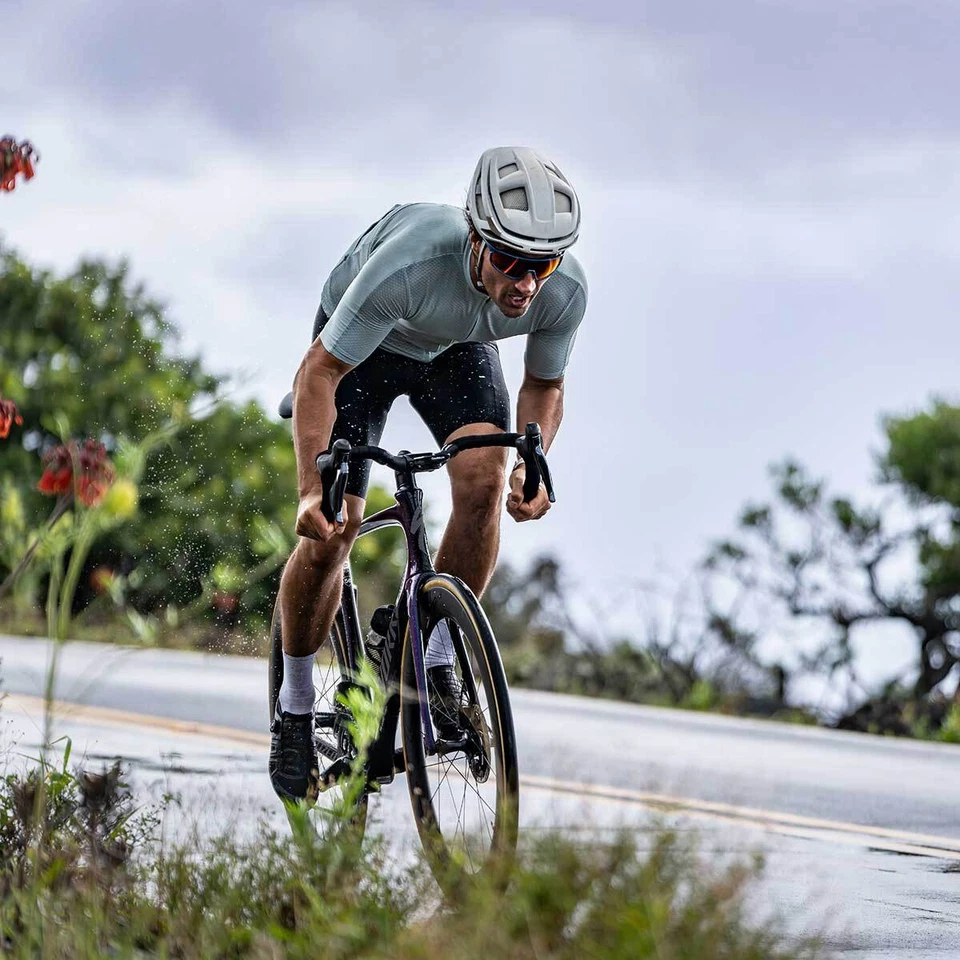 Garmin Edge 540 Button GPS Bike Computer, Standard, Sensor, or Solar Options - Image 3 of 4