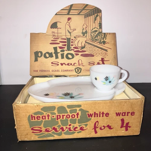 Vintage Federal Glass Patio Snack Plate & Cup 8 Piece Set MCM Atomic Flower