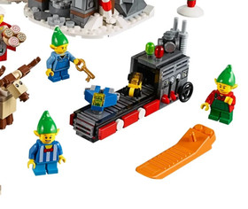 LEGO Creator 10245 Santa&rsquo;s Workshop 100% Complete, No Box No Instructions