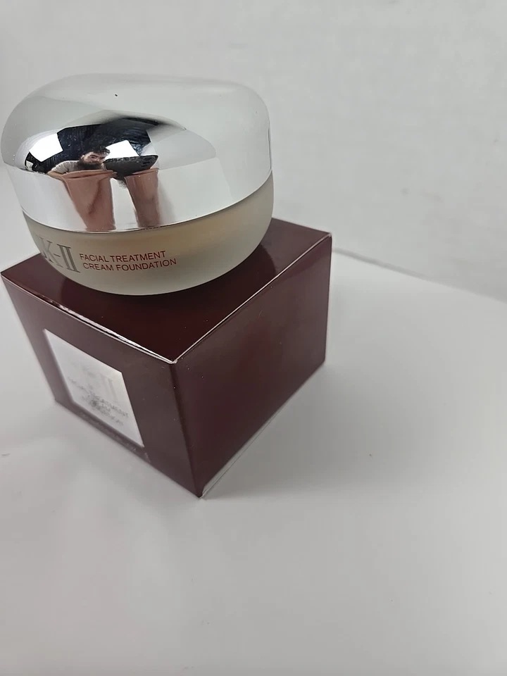 Base Crema Tratamiento Facial SK-II 330 Radiante Ocre 22ml/0.7fl. oz. Disco Foto 4 de 4