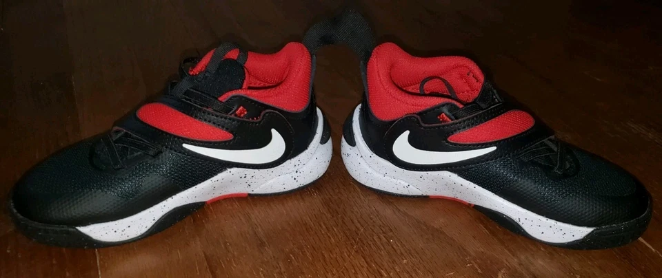 耐克鞋 儿童 尺码 11C 黑色 Red Team Hustle D 11 篮球 DV8994-003 — 第 2/4 张图片