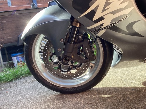 Suzuki GSXR 1340 K9 Hayabusa, Silver Metallic , Gen 2 - Picture 8 of 21