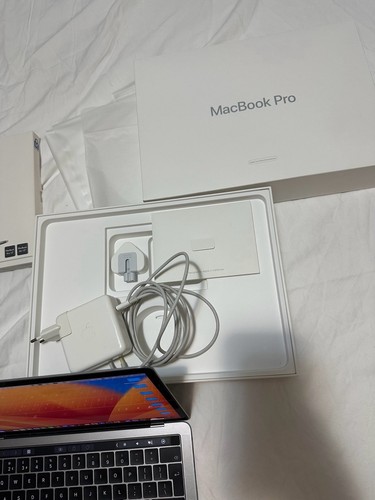 MacBook 13" Pro Touch Bar 2017 (3,1Ghz intel i5 dualcore, 16GB RAM, 256SDD) - Bild 11 von 11
