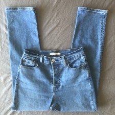 Levi s Womens Wedgie Straight Leg Jeans 28 Blue Light Wash Button Fly High Rise