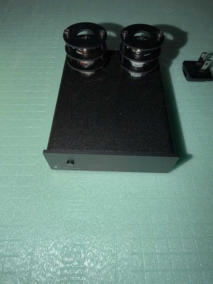 Pro-Ject Tube Box S – Schwarz – Neuwertig – OVP  – Röhren-Phonovorverstärker - Bild 4 von 4