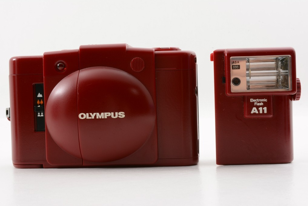 ■完動品　OLYMPUS XA2 A11 レッド Rare! Exc+5] Olympus XA2 RED Point ＆ Shoot Film Camera A11