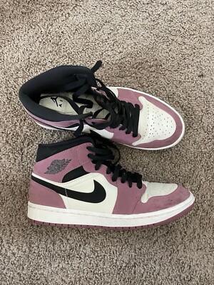 Air Jordan 1 Mid SE Berry Pink Womens Size 9.5 195243077046