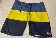 VOLCOM Pure Function 4 Way Stretch Mens Blue Trunks Shorts Tag Sz 34