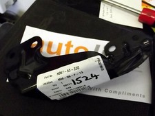 Anti roll bar mounting bracket front r/h OEM Mazda MX-5 ARB MX5 89-05 N06753330