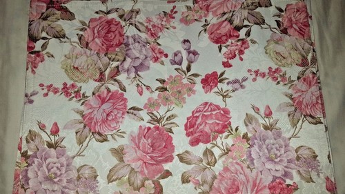 Six floral peony print reversible cotton mix placemats 13 1/2" x 17" NWOP