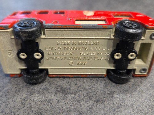 Vintage Lesney MATCHBOX Merryweather Fire Engine No35 1969 Red - Picture 6 of 7
