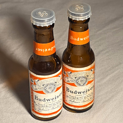 Budweiser Lager Beer Glass Bottles Lot of 2 Breweriana Collectible
