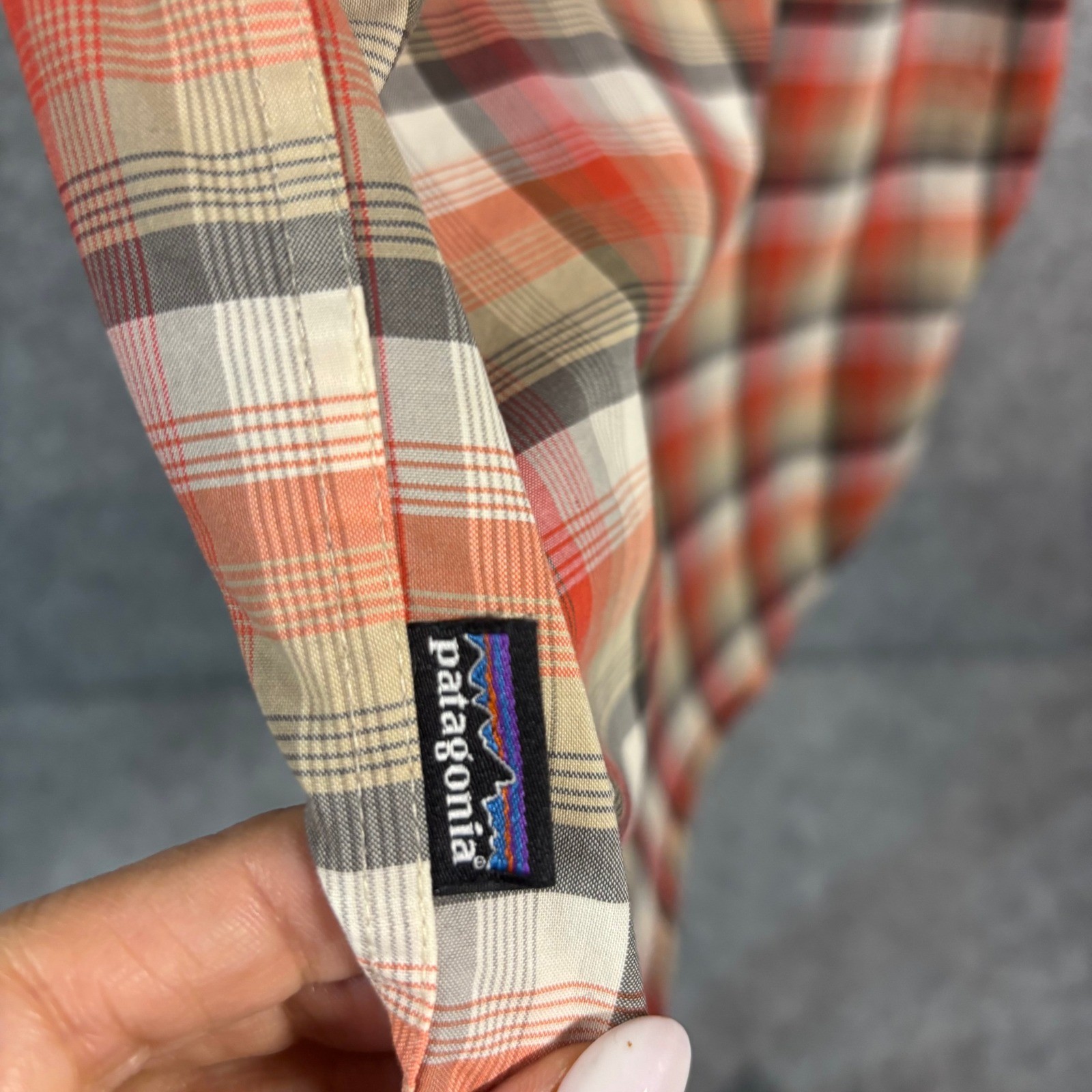 Patagonia Plaid Button Down Mens Small Red Short Sleeve Organic Cotton Shirt image 4