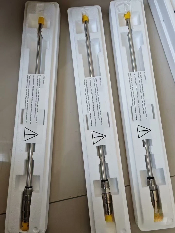 VisiFerm DO Arc 425 H2 1PC NEW Electrode 243666-152 - Image 2 of 4