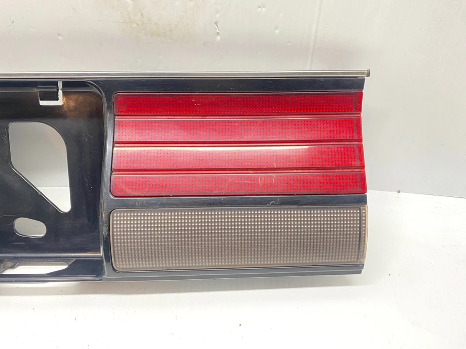 1990-1992 MITSUBSHI GALANT LICENSE PLATE TRIM PANEL MIDDLE TAILLIGHT OEM, - Image 4 of 4