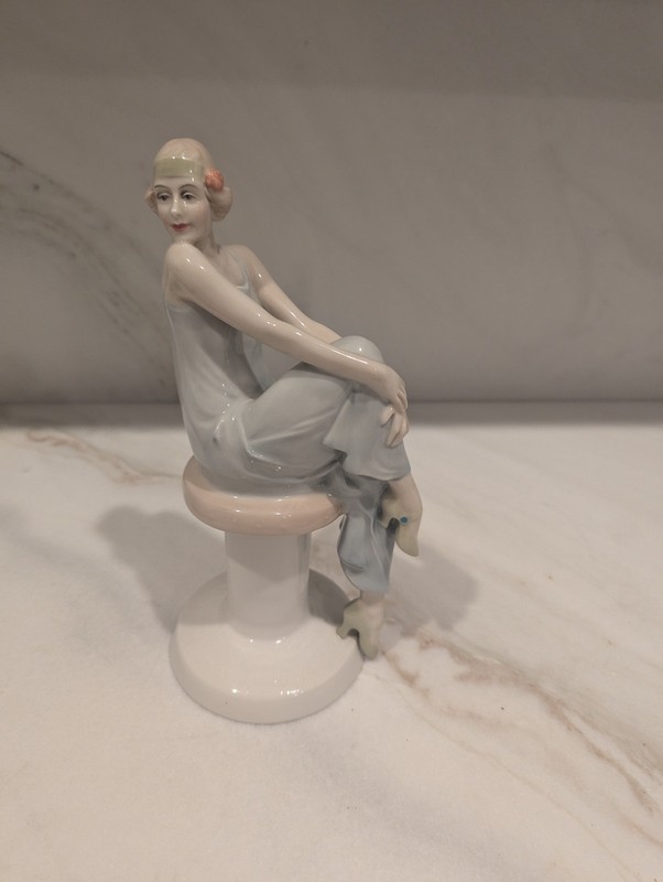 Reflections by Royal Doulton Flirtation Figurine HN 3071 Art Deco Style 10" 1985