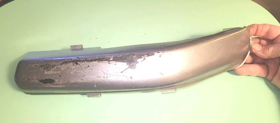 Protector maletero izquierdo honda pc800 pieza original usada 1994, Foto 2 de 4