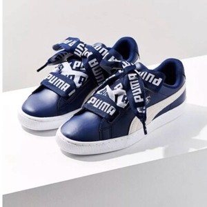 puma basket heart light blue