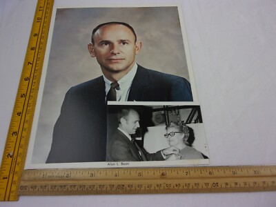 Apollo 12 Alan L. Bean astronaut NASA photo 1960s VINTAGE w/presentation shot