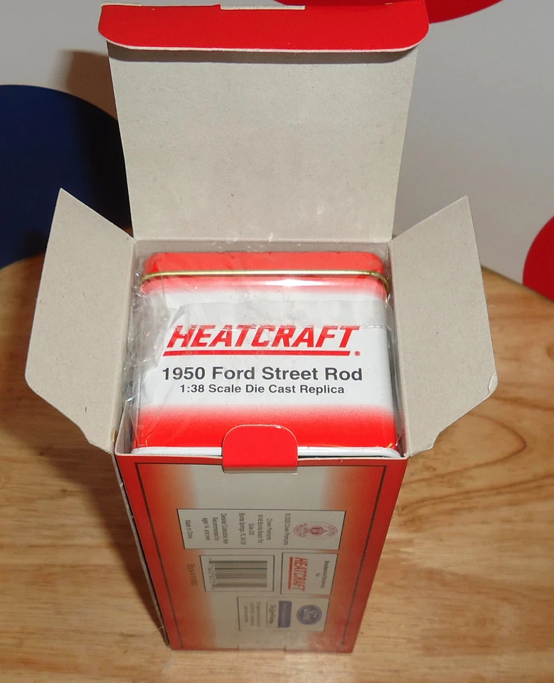 HEATCRAFT DIE CAST REPLICA 1950 FORD STREET ROD 1:38 2003 Crown Premiums 61M90 - Image 2 of 4