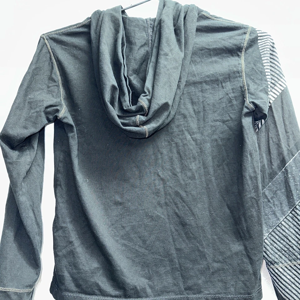 Sudadera negra con capucha DIESEL para niños talla: S usada Foto 3 de 4