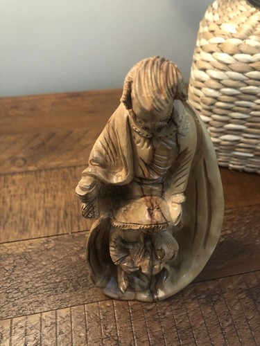 Hand Carved Bethlehem Olive Wood Holy Family Christian Statue w/ Baby Jesus 7.5" - Picture 9 of 10