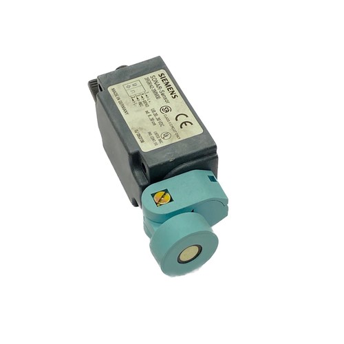NIB Siemens M12 20-30VDC 60-300mm Range Ultrasonic Sonar Sensor 3RG6142-3MM00 - Picture 8 of 8