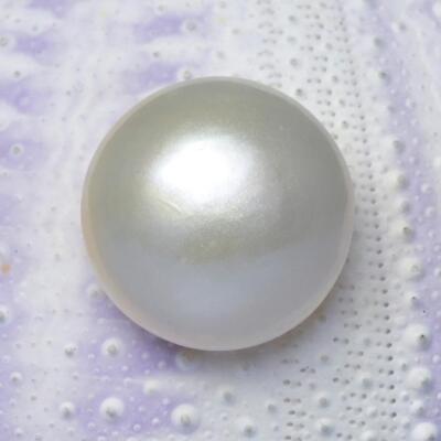 15.67 mm Cream White Mabe Pearl Round Cultured in Sumbawa Indonesia 1.49 g
