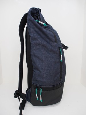 hello kitty kid backpack Vera Bradley Sanrio Floral Small Banbury Penn Fathom Electric Corded 22CAT6102SP Colour:Grå Straps feature PP webbing