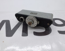 Medis Shoe Mount Rangefinder in Feet refm