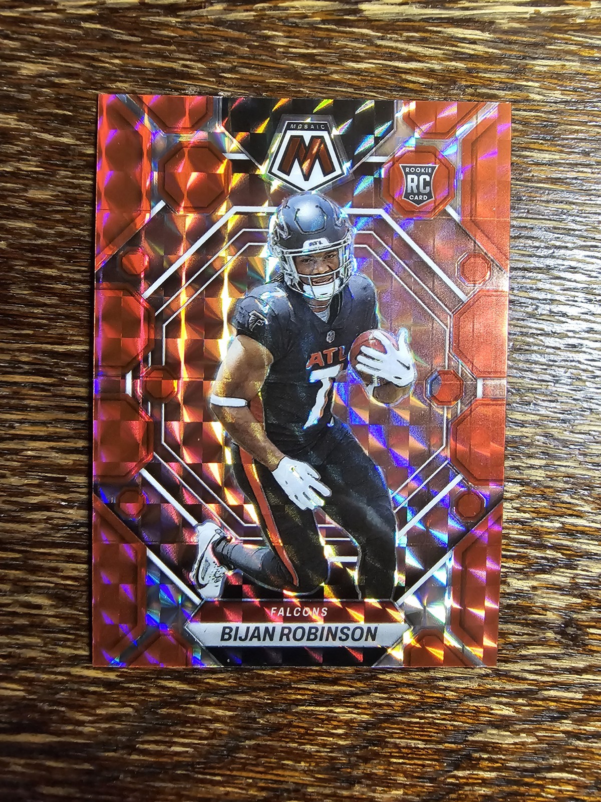 2023 Panini Mosaic Camo Red Rookie #284 Bijan Robinson Atlanta Falcons