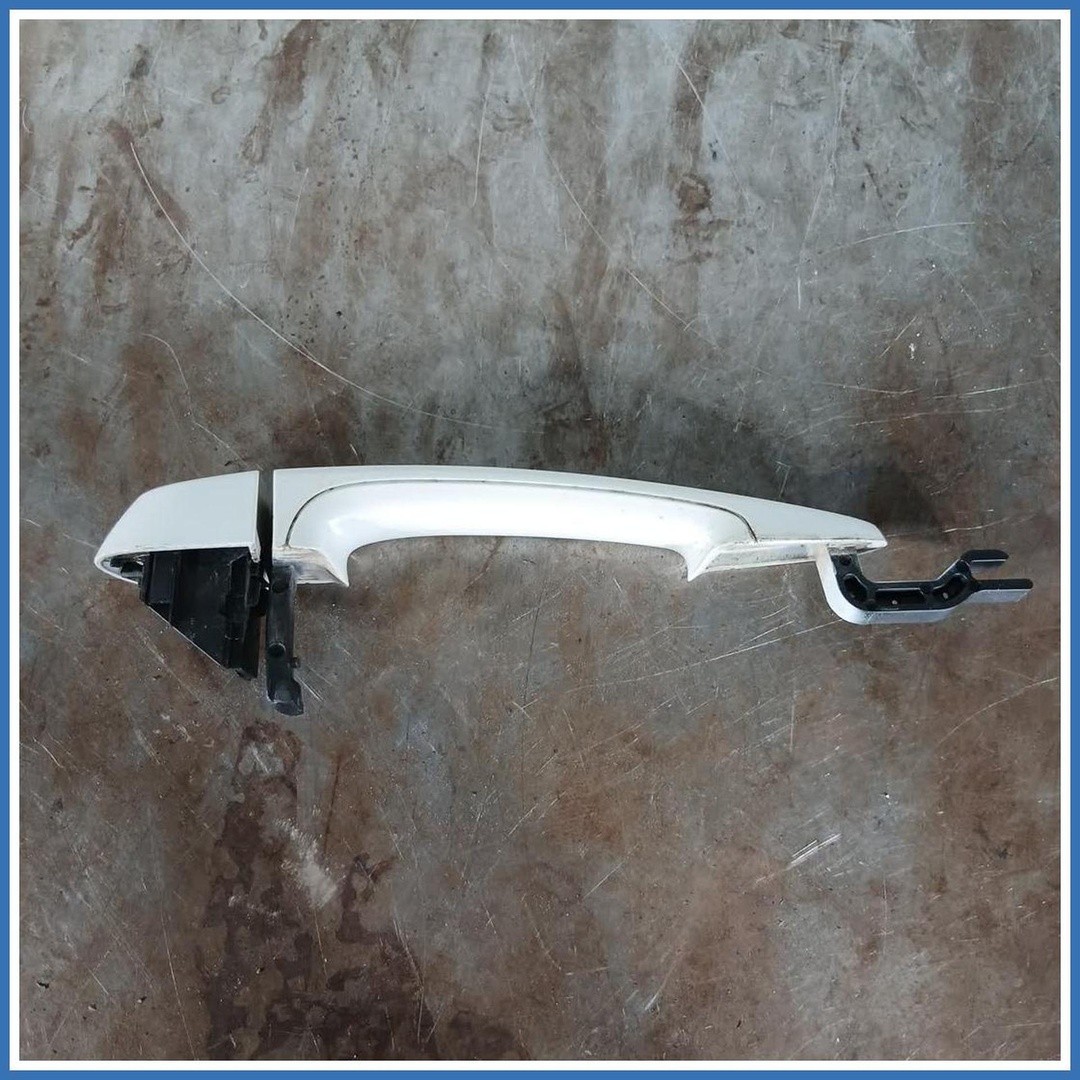 Maniglia Porta Posteriore Destra DX Bmw Serie 3 E91 Touring 316d 2.0 16v. 512104