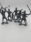 Vintage 1964 Louis Marx 6" Medieval Knight 5 Figures