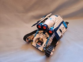 LEGO Galaxy Squad #70709 Galactic Titan - Complete Build, 4 of 5 Minifigs