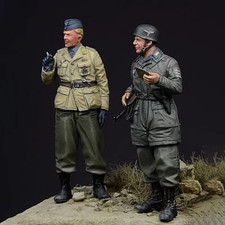 1/35 WWII German Fallschirmjager Officer Crete 1941 Unpainted