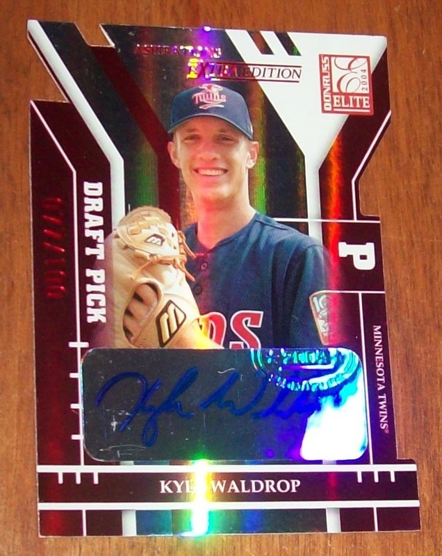 2004 Donruss Elite Extra Edition Kyle Waldrop Autographed Card-077/100