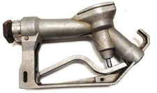 MANUAL FUEL NOZZLE 3/4" NPT INLET MAX FLOW 32 GALLONS MANUAL SHUT OFF